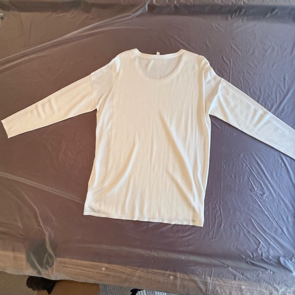 Etcetera by Carlisle Ivory Long Sleeve Lightweight Silk Blend Sweater Size XL - Picture 3 of 11